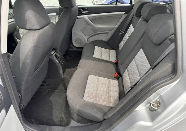 Skoda Octavia cena 22900 przebieg: 230000, rok produkcji 2012 z Wojkowice małe 154